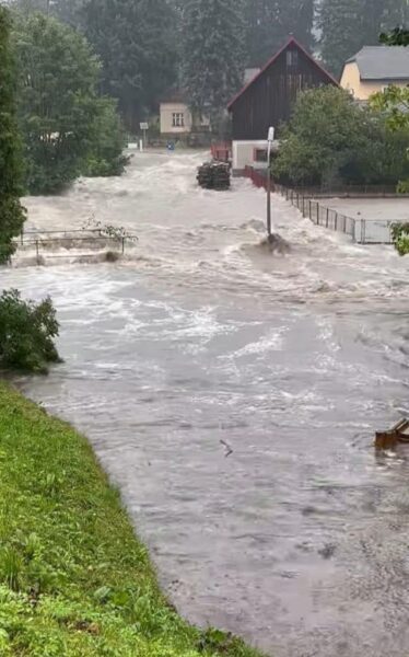Obec Stachy vyplavily přívalové deště. Foto: Tomáš Kůs