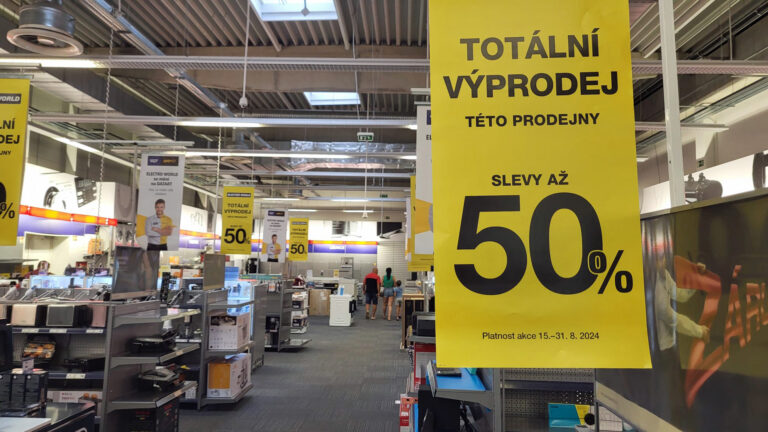 Electro World nasadil slevy až 50 procent. Foto: ČRzprávy