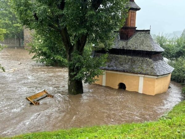 Obec Stachy vyplavily přívalové deště. Foto: Hana Svatošová