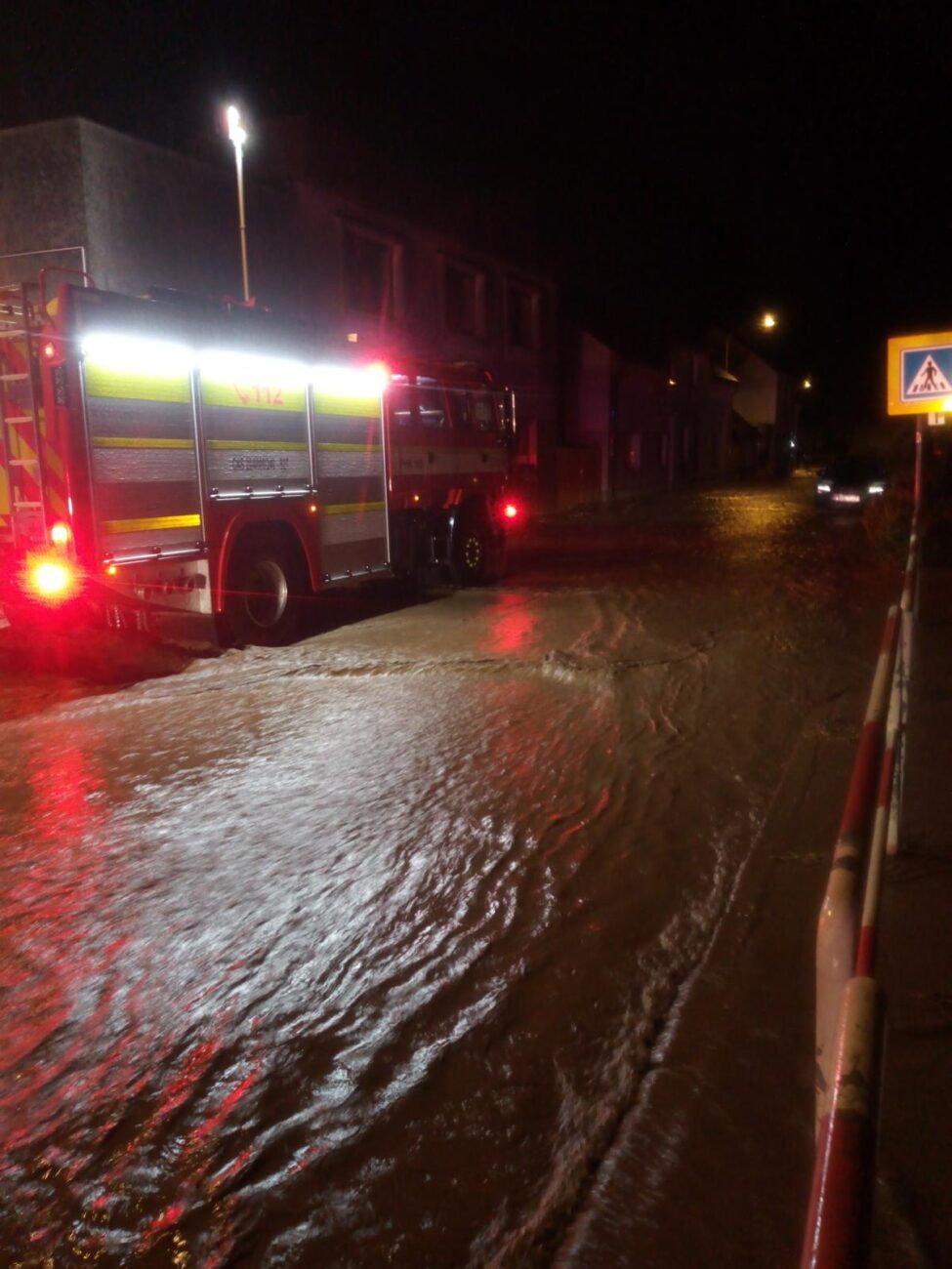 Noční záplavy na Královehradecku. Foto: HZS