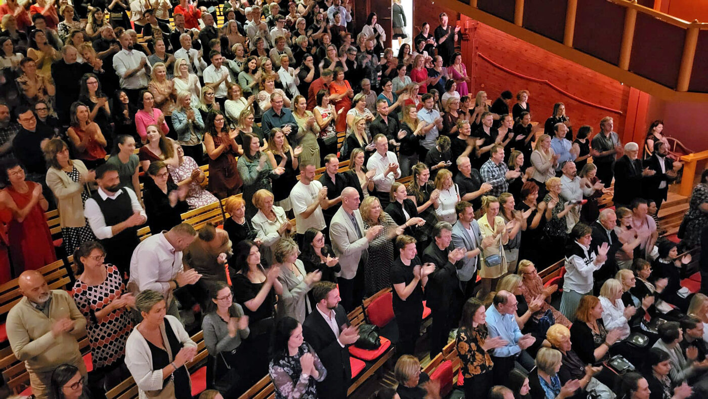 Hercům muzikálu Donaha! diváci tleskali vestoje. Foto: ČRzprávy