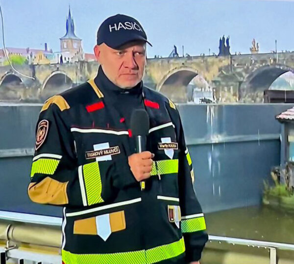 Ukradena byla mimo jiné tato zásahová bunda.