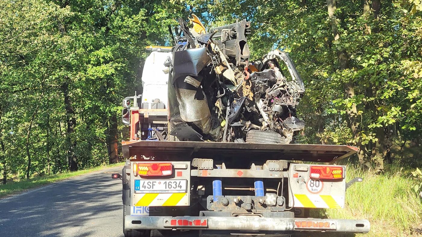 Tragická nehoda u Ledců na Mladoboleslavsku. Foto: ČRzprávy