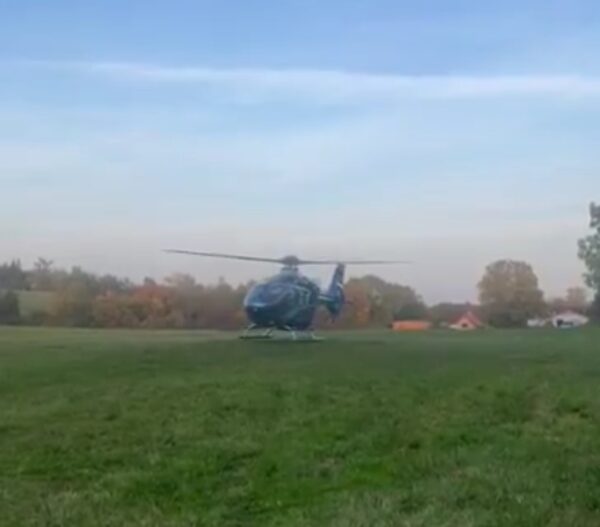 V obci Lhotka spadlo dítě do ohniště. Foto: Trans Hospital