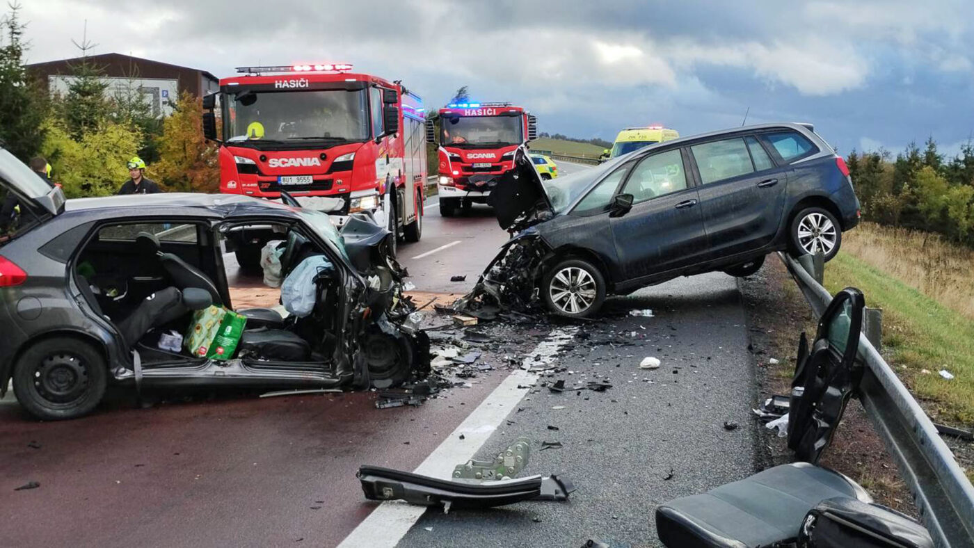 Dnešní tragická nehoda u Křimova. Foto: HZS