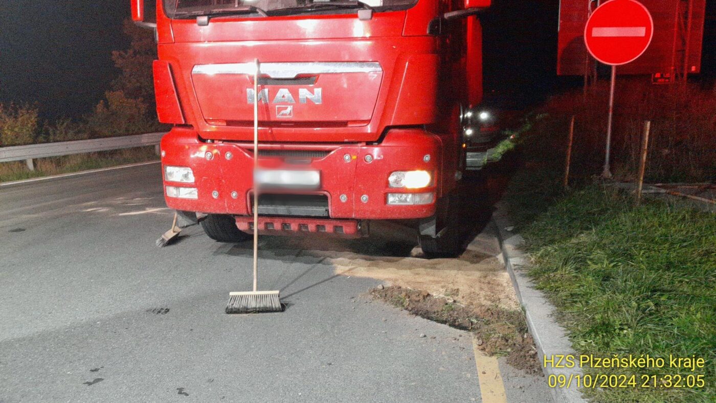 Tragická nehoda na dálnici D5. Foto: HZS