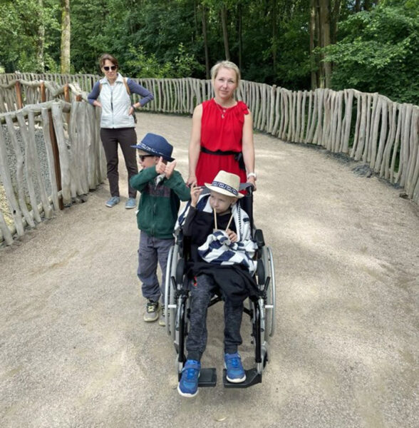 V červnu vzala rodina Vilíka do pražské zoo. Zdroj: Donio