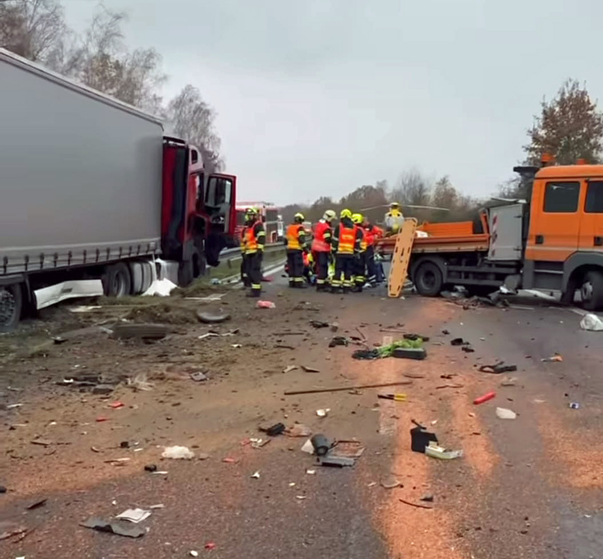 Tragická nehoda na dálnici D10. Záběry: ZZS