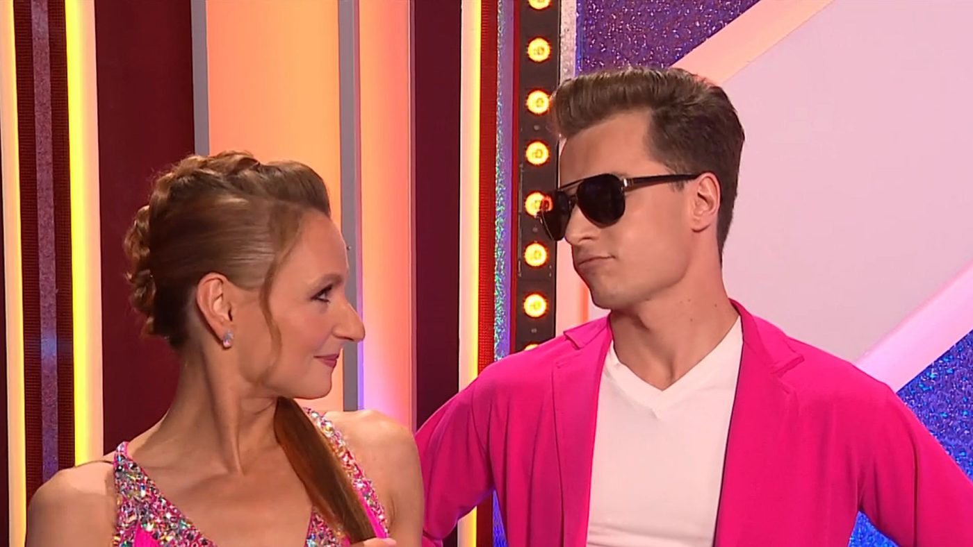 Oskar Hes a Kateřina Bartuněk Hrstková mají poprvé 30 bodů ve StarDance. Zdroj: ČT