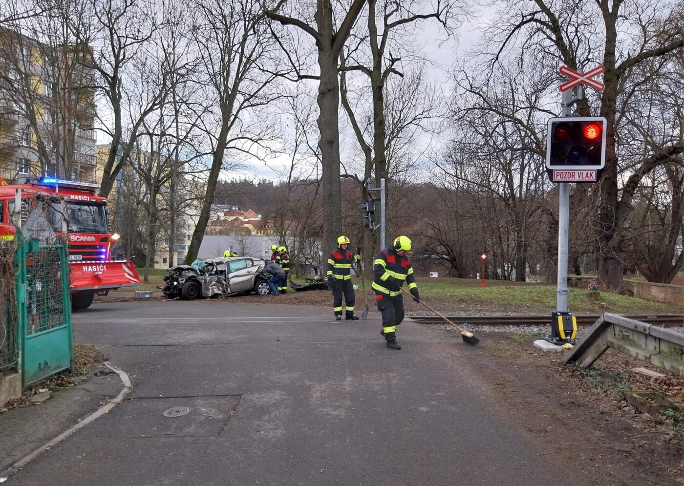 Nehoda vlaku a auta v Liboci. Foto: Pavel Sejna