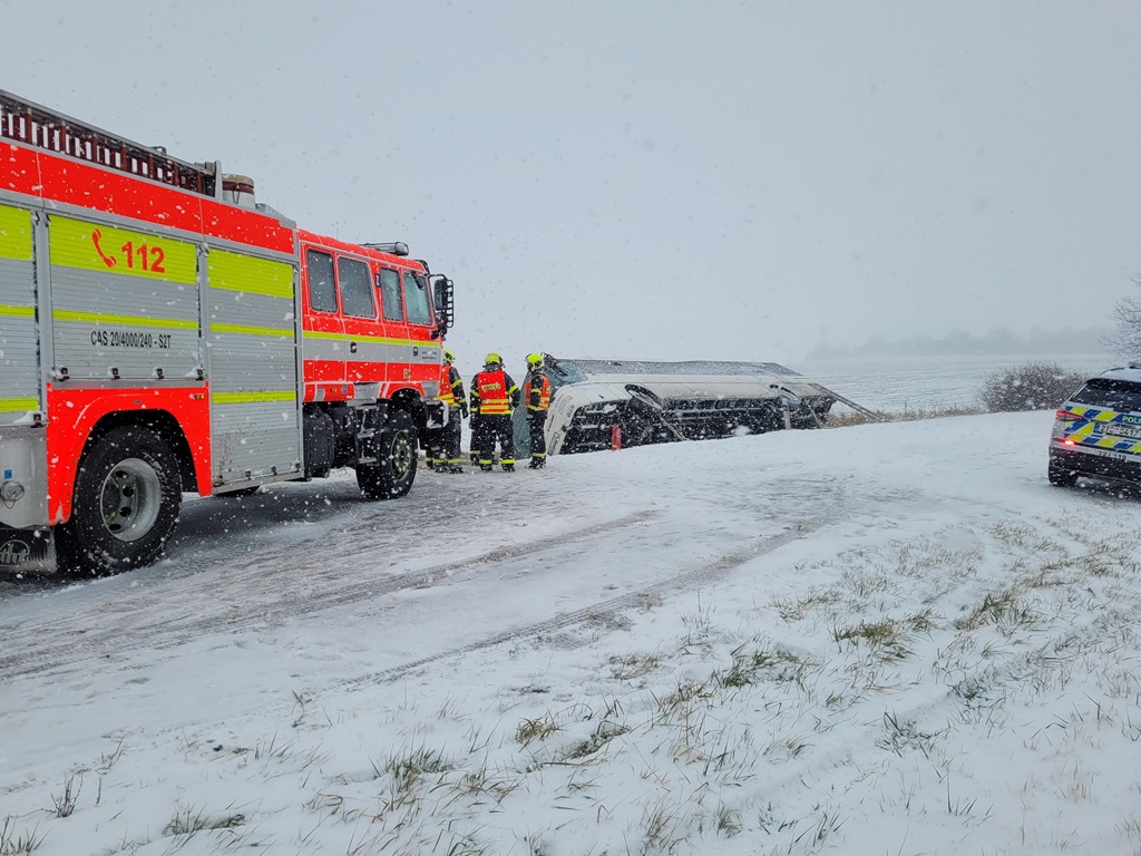 Nehoda autobusu u Bruntálu. Foto: ZZS