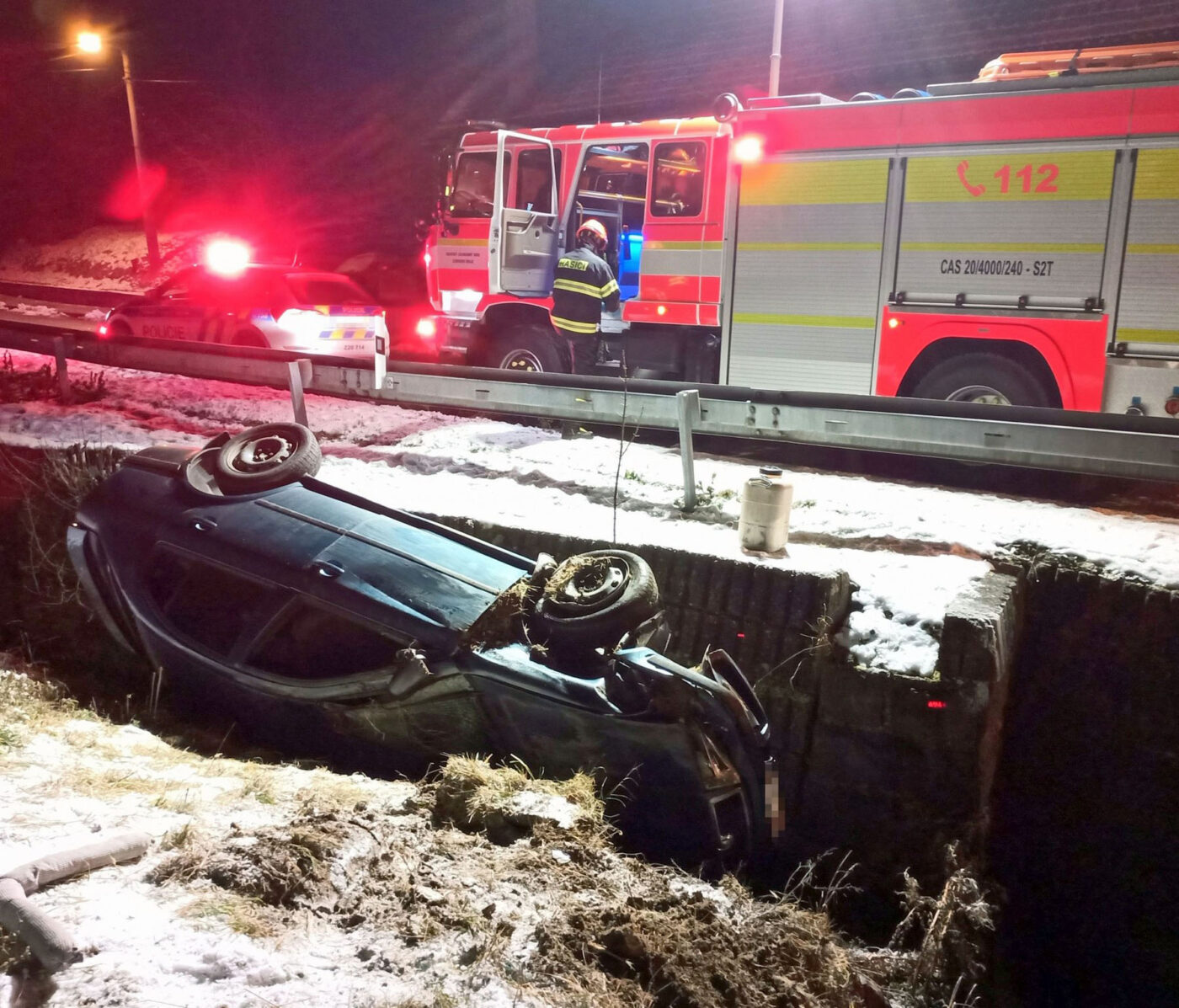 Nehoda v Nedašově Lhotě. Foto: HZS