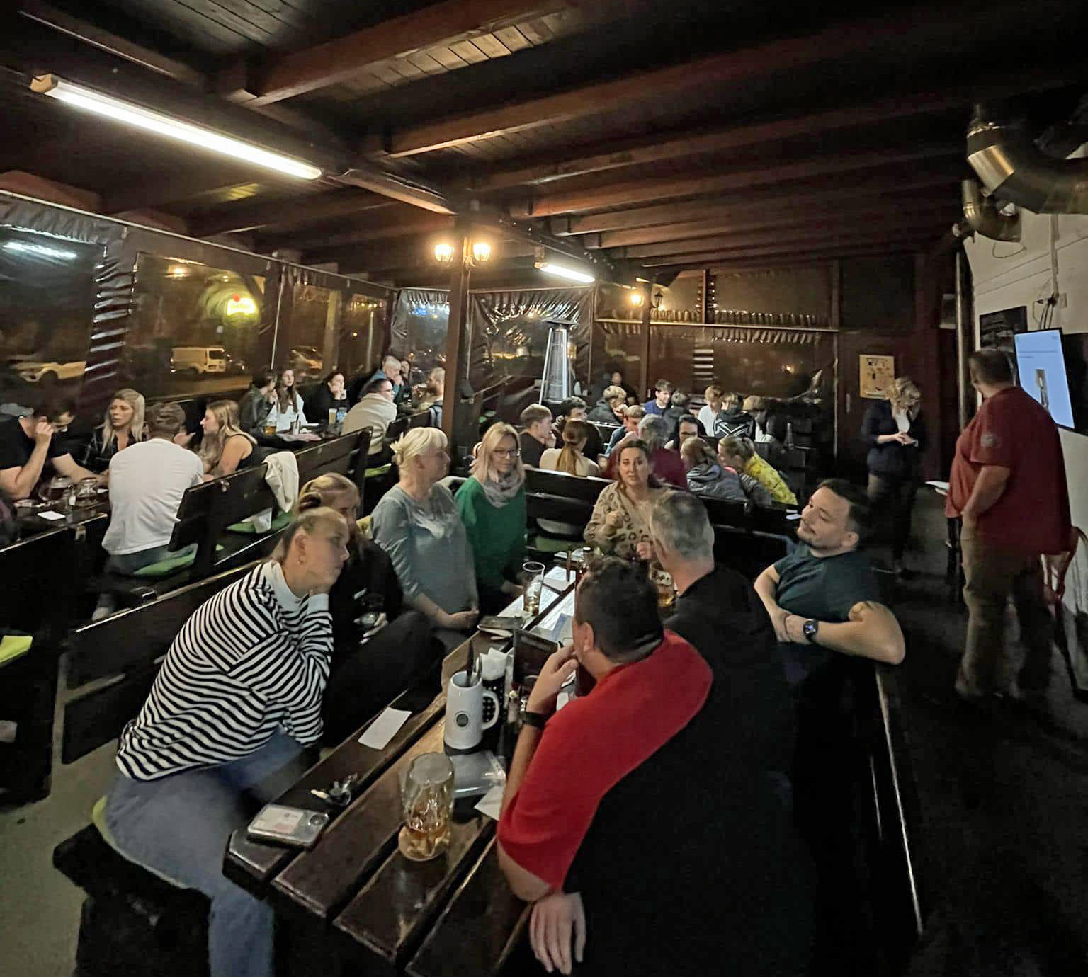 Terasa, kde došlo k požáru byla často plná hostů. Foto: Bar U Kojota