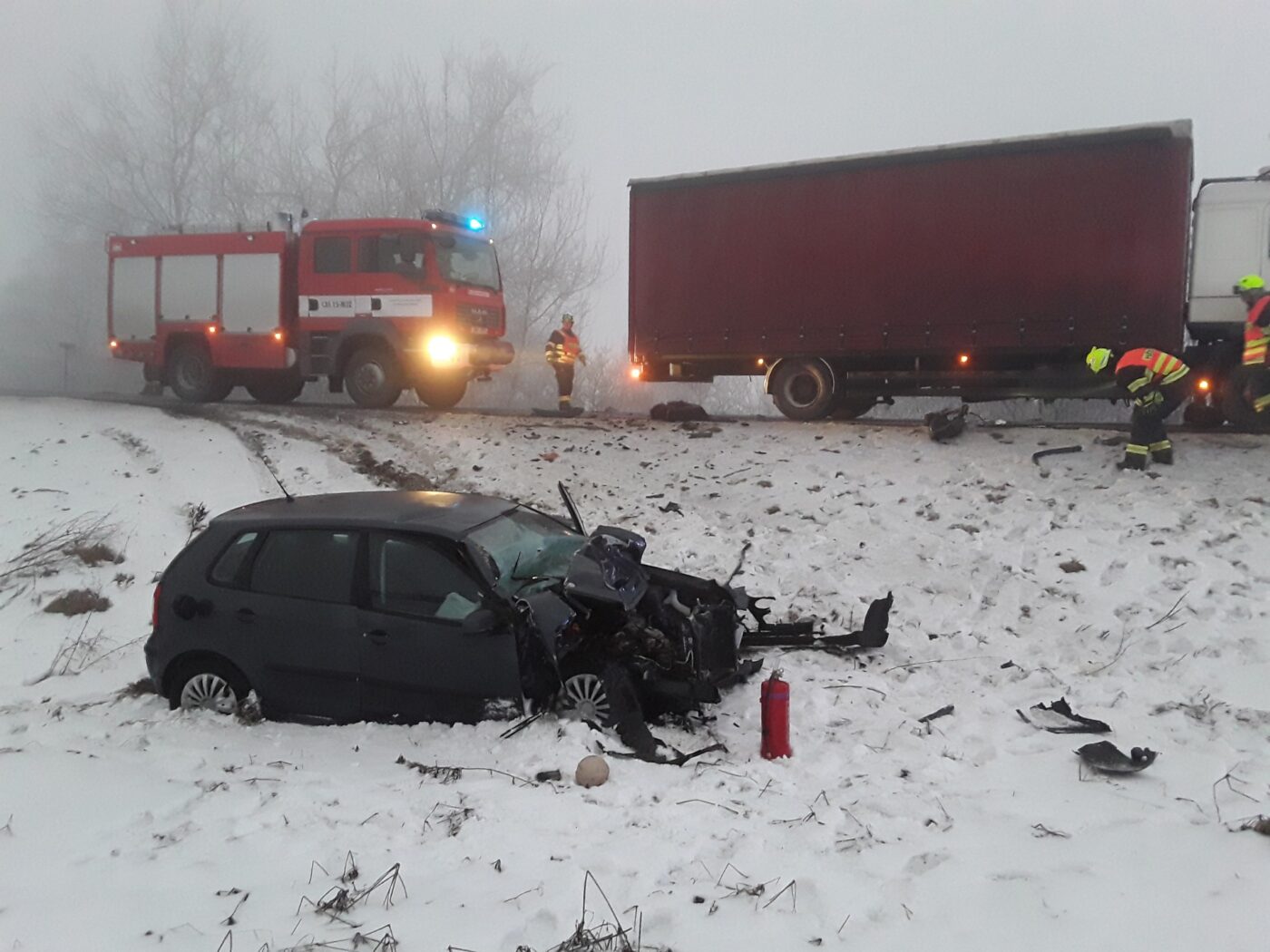 Vážná nehoda u Horní Loděnice. Foto: HZS