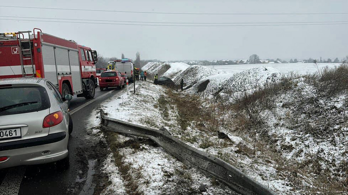 Tragická nehoda u Dobřejovic. Foto: HZS