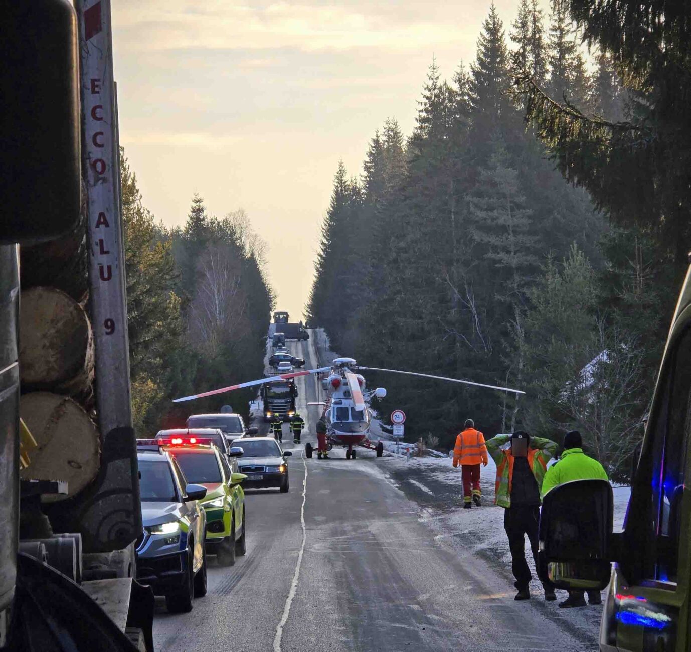 Nehoda u Nové Hůrky na Klatovsku. Foto: HZS