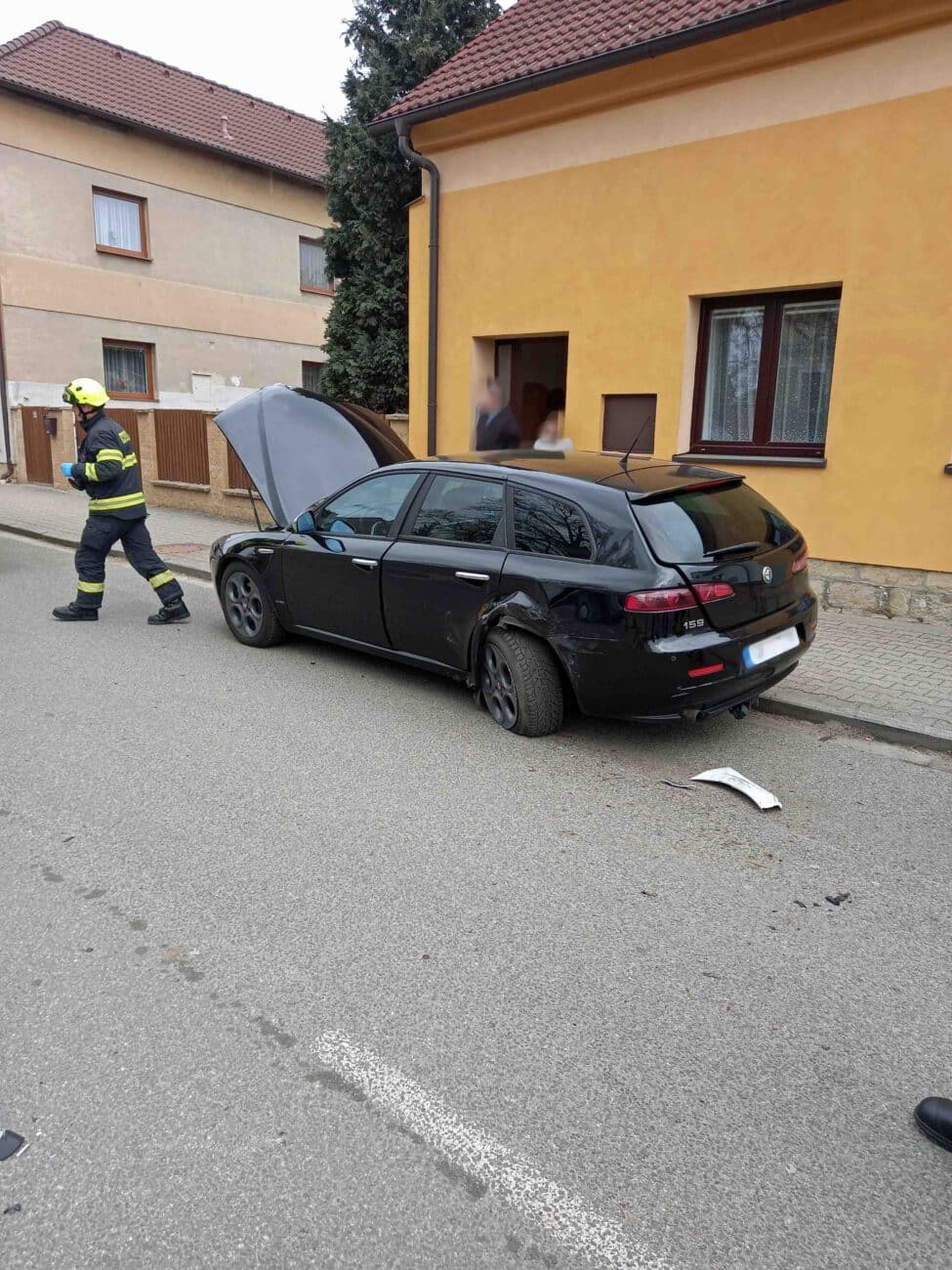 Nehoda dvou aut v Kopidlně. Foto: HZS