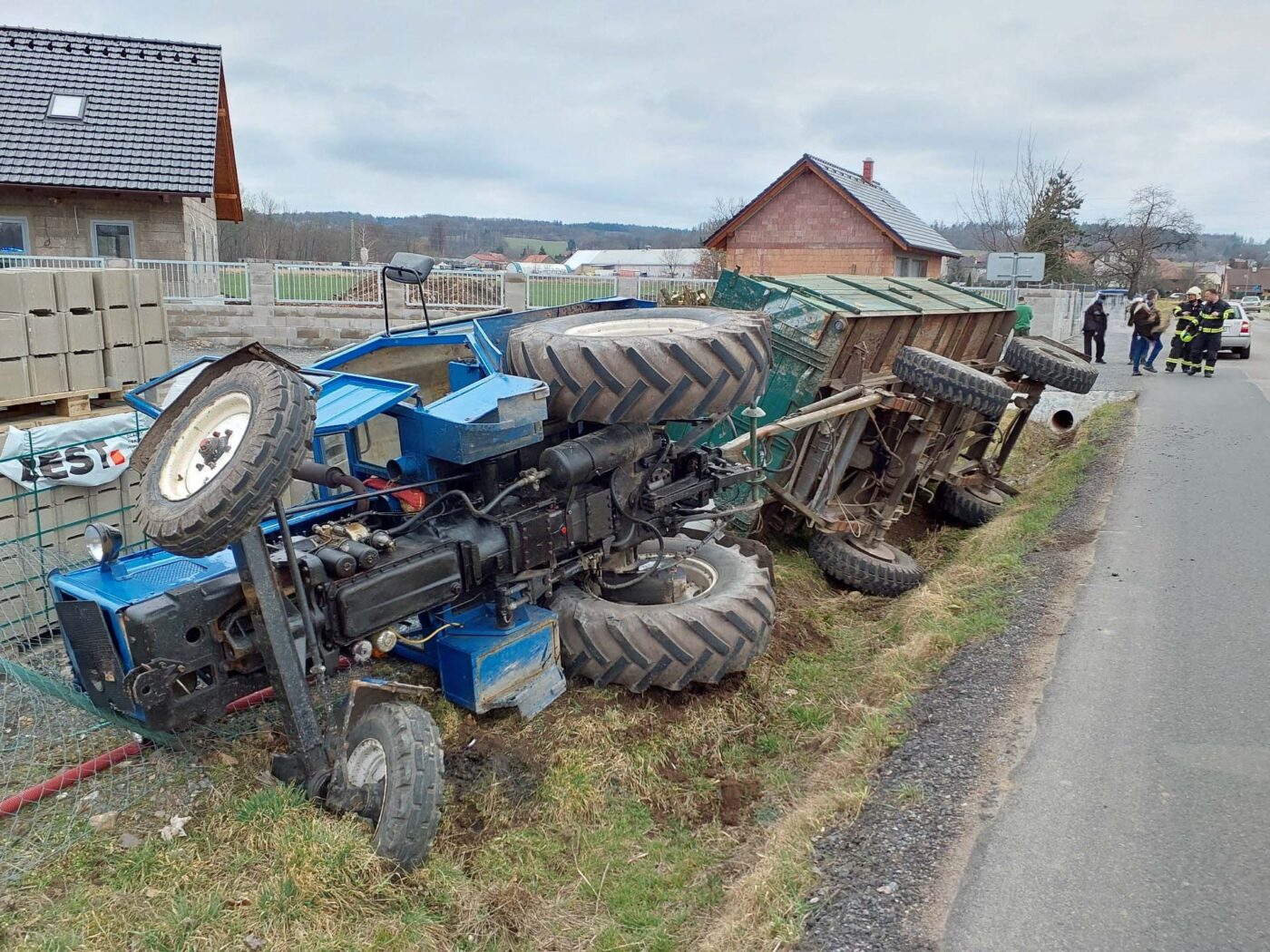 Nehoda traktoru ve Svídnici.