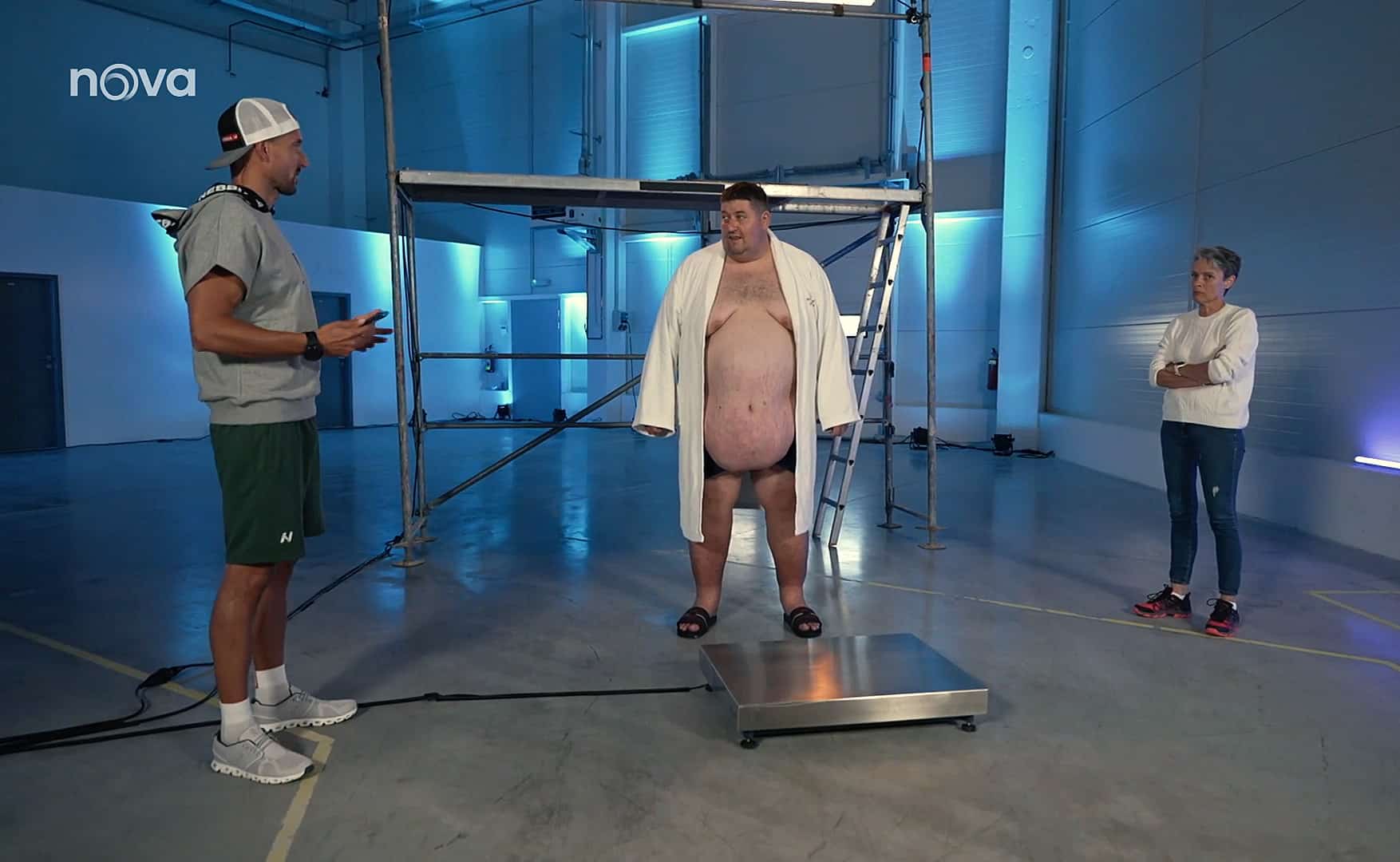 Na prvním vážení Lukáš Skupin navážil neskutečných 228 kilo. Zdroj: Nova