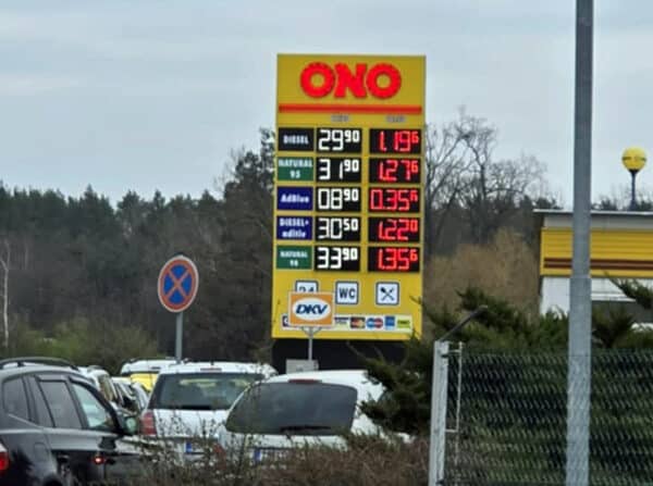 Ceny na Tank ONO klesly v pátek po 15.30 hodin.