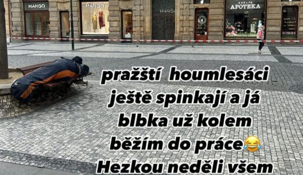 Herečka Veronika Žilková potkala bezdomovce. Foto: Instagram