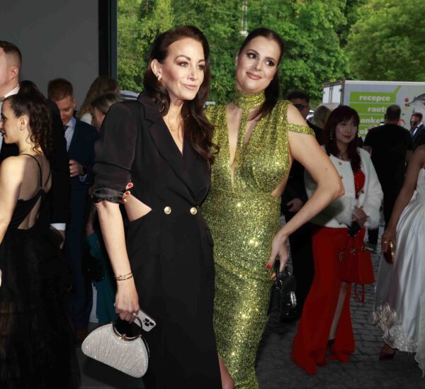 Agáta Hanychová a Ornella Koktová. Foto: Nextfoto