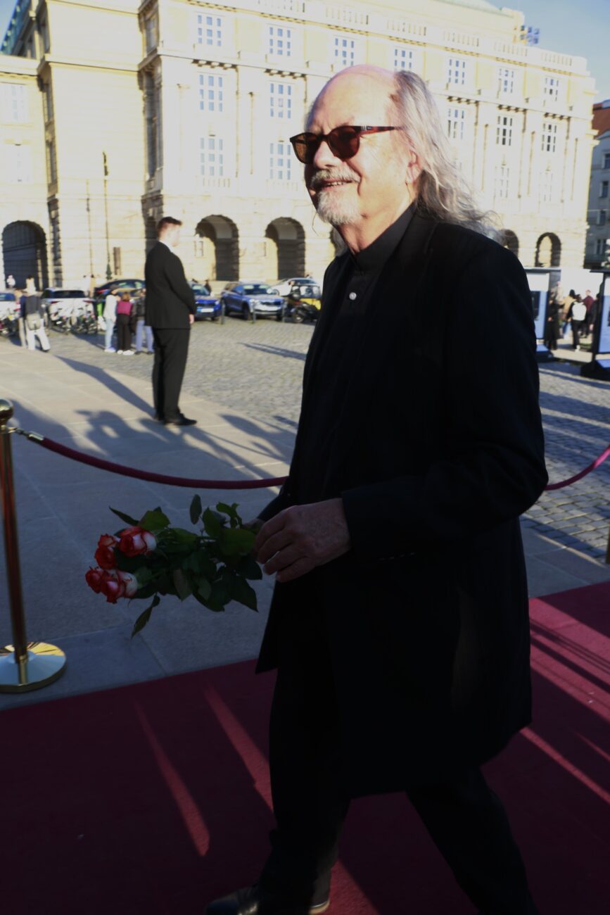 Smuteční rozloučení s Jiřím Bartoškou. Foto: Nextfoto