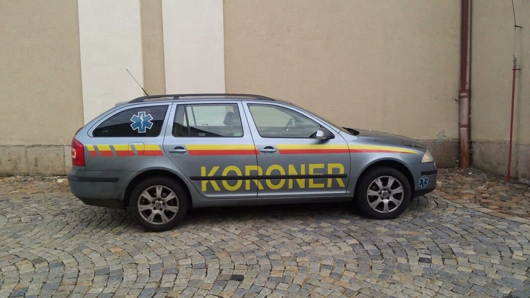 Zásah koronera. Foto: 1. koronerská