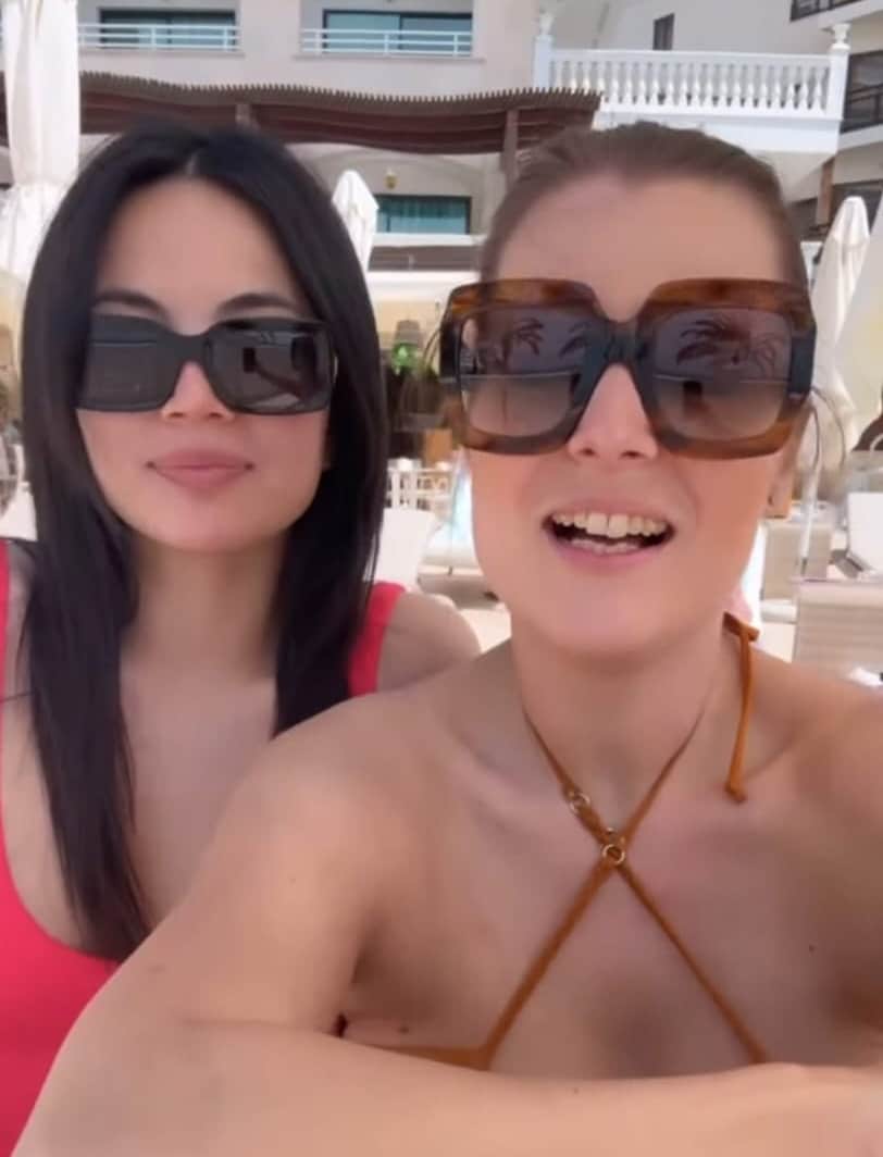Yenifer Cao a Ornella Koktová vyrazily na Mallorku.