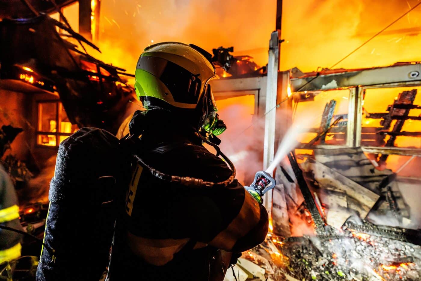 Rozsáhlý požár v Jaroměři. Michal Fanta | HZS KHK