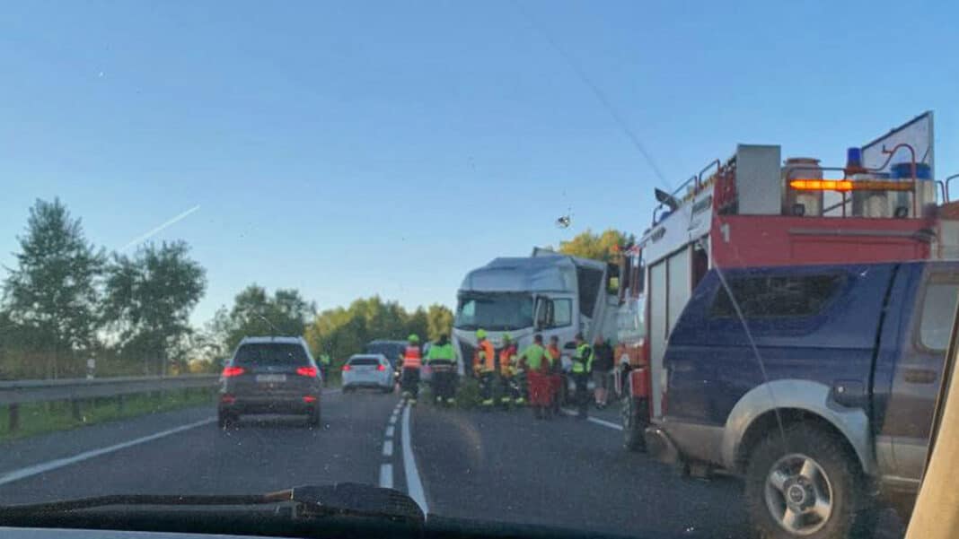 Nehoda u Staré Vody. Foto: Kamila Půčková