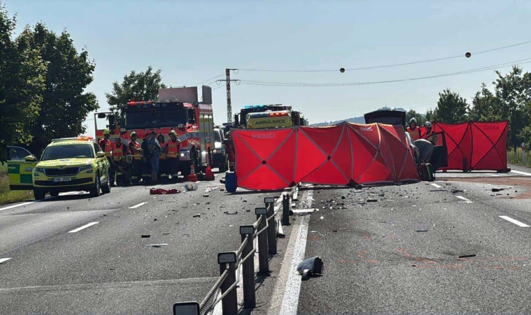 Tragická nehoda u Jičína. Foto: HZS