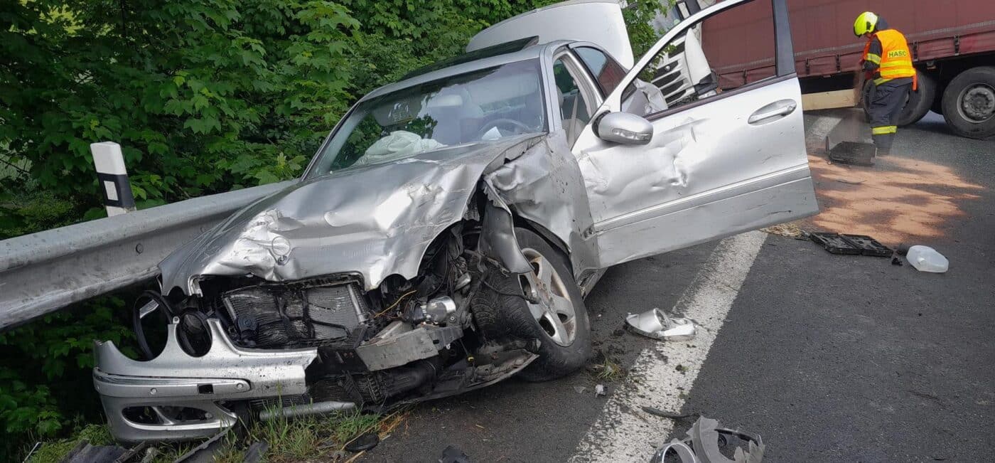 Nehoda na Mělnicku. Foto: HZS