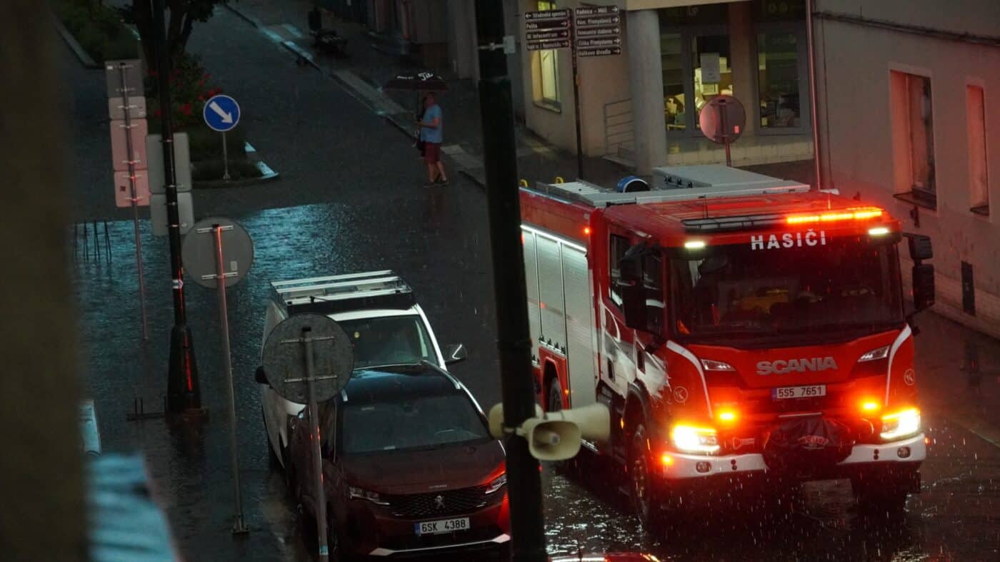 Zatopené ulice v Nymburce. Foto: Jakub Zeman