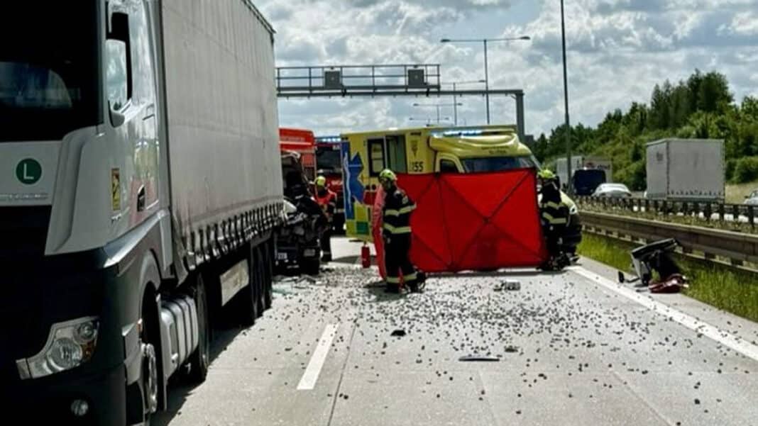 Tragická nehoda na Pražském okruhu.