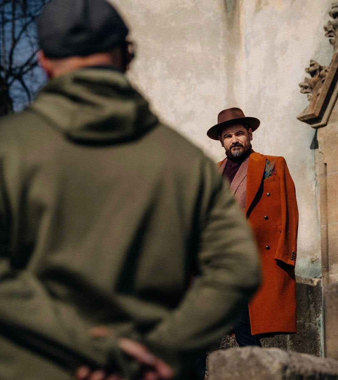 Režisér Zrádců Markus Krug a moderátor Vojtěch Kotek.