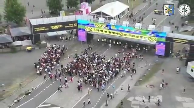 VIDEO: Policie na Colours of Ostrava.