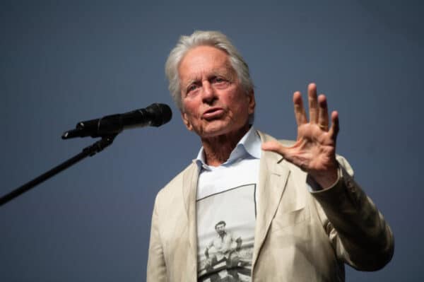 Herec Michael Douglas v Karlových Varech.