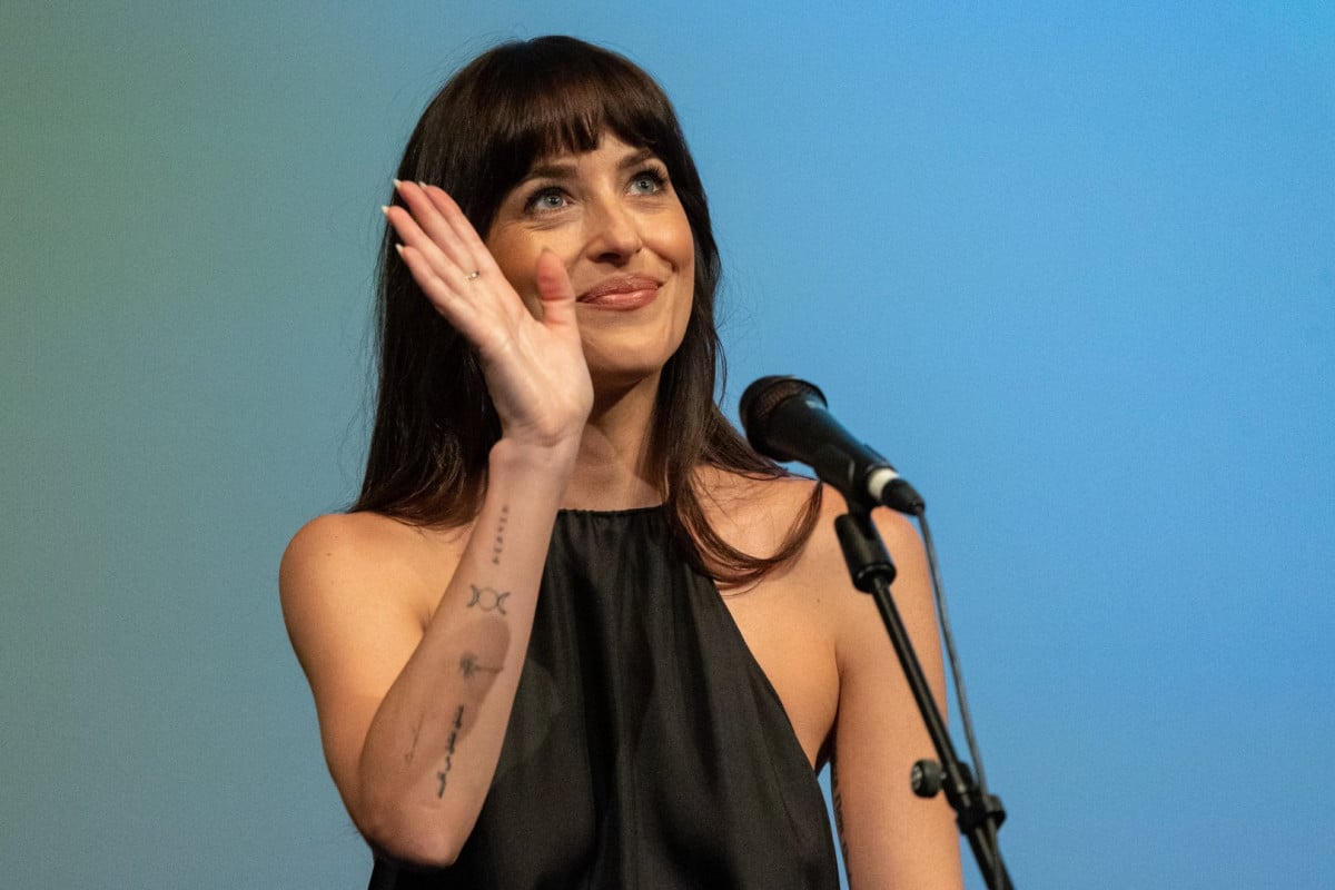 Herečka Dakota Johnson působila ve Varech velmi plaše.