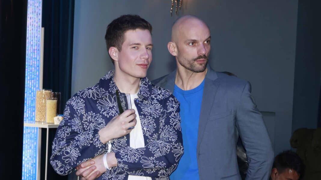 Herec Daniel Krejčík a jeho partner Jiří Vymětal. Foto: Nextfoto