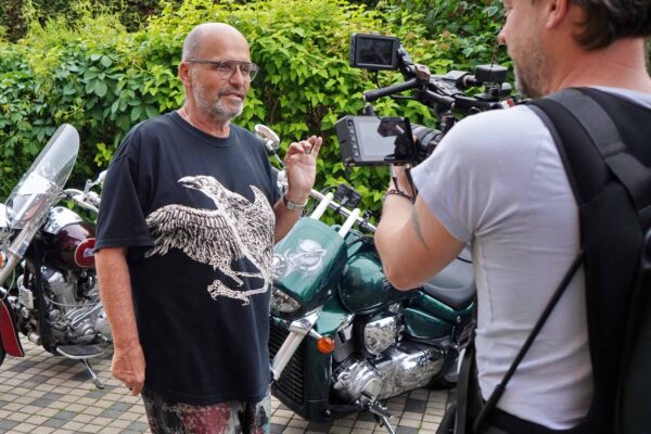 Zdeněk Pohlreich při natáčení prvního dílu nové řady Ano, šéfe. Foto: Prima