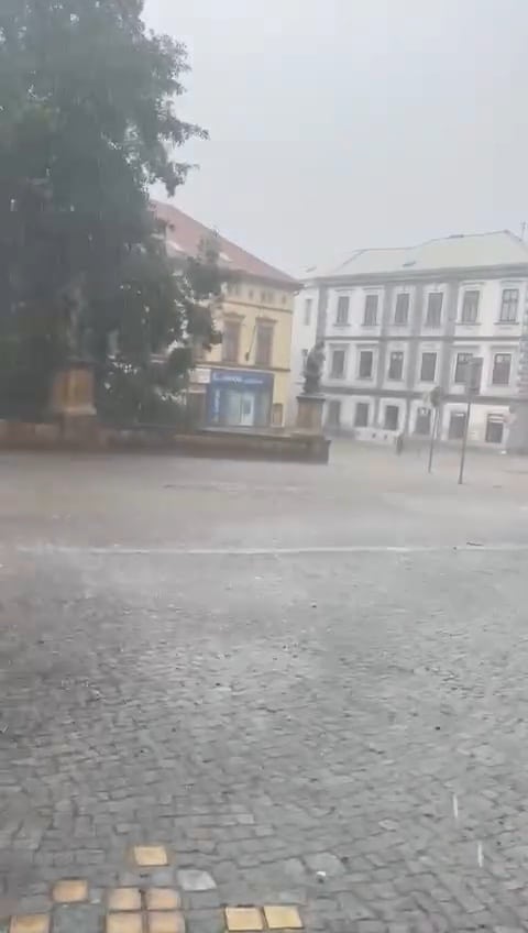 VIDEO: Liják a bouřka v Chrudimi v sobotu odpoledne. Autor: František Pilný