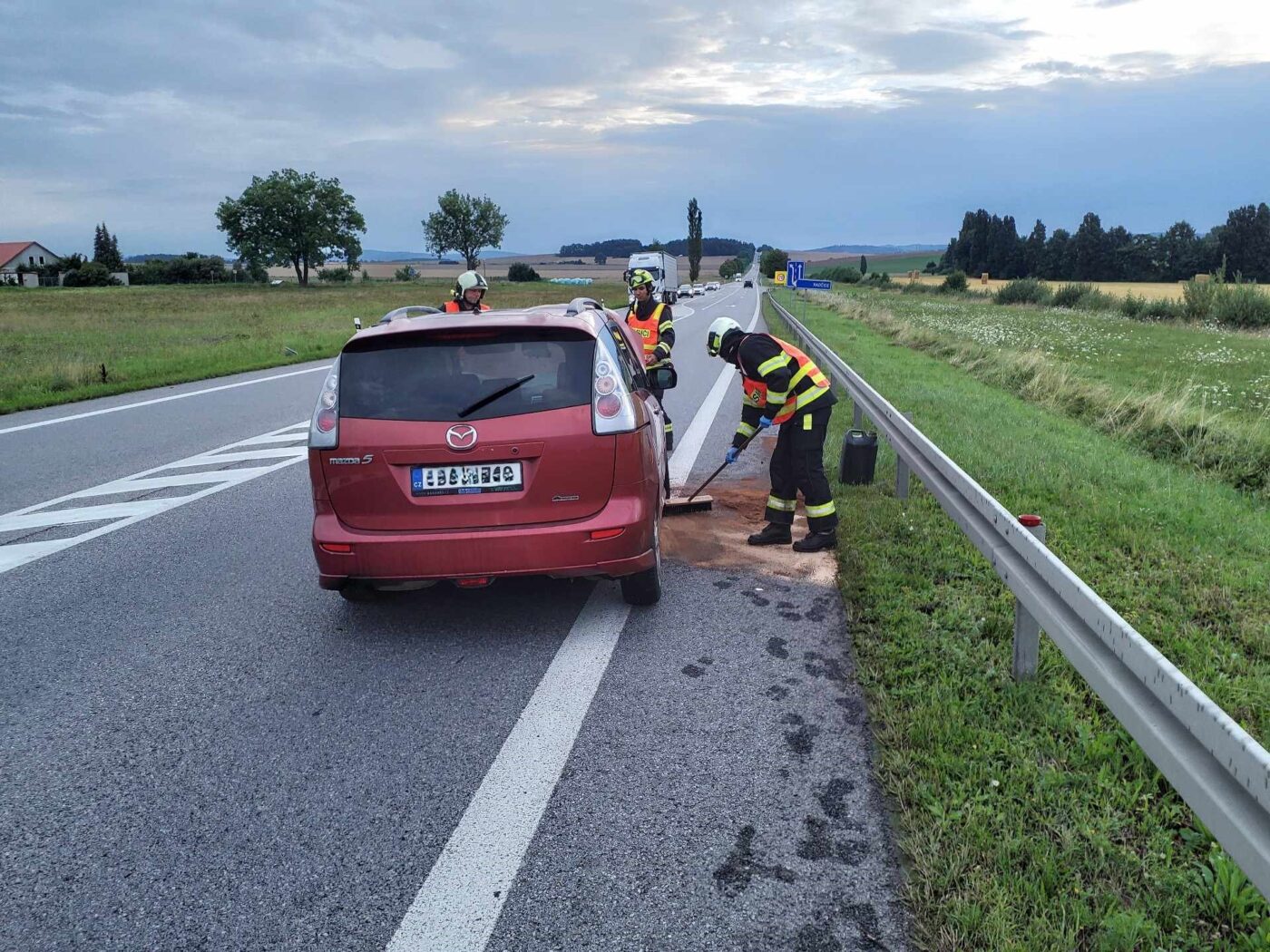 Nehoda dvou aut u Radčic.