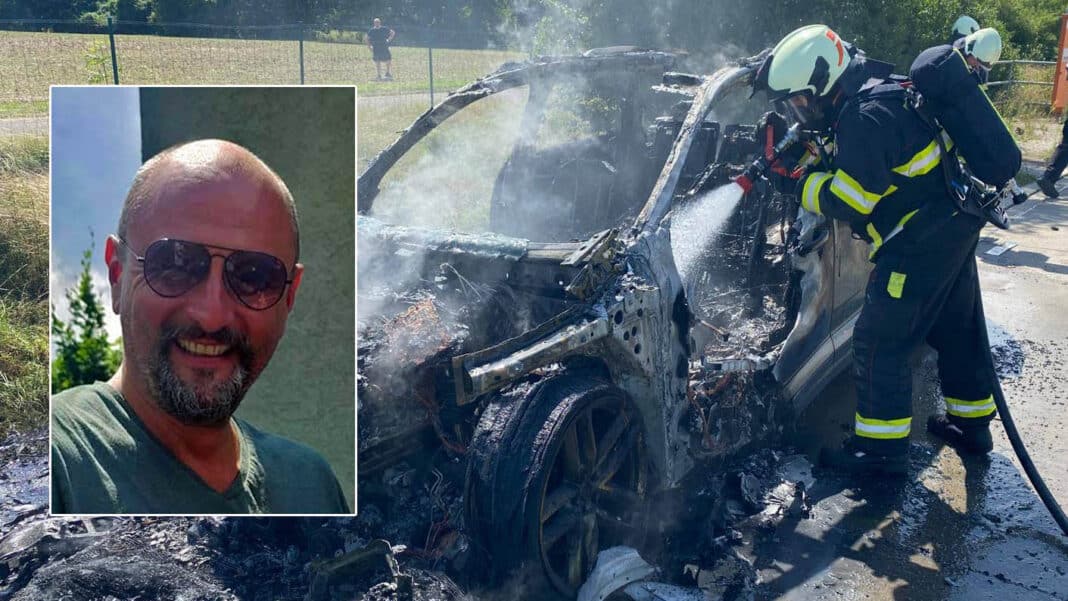 Zbyněk Passer přišel o svou Audi. Shořela na dálnici D11.
