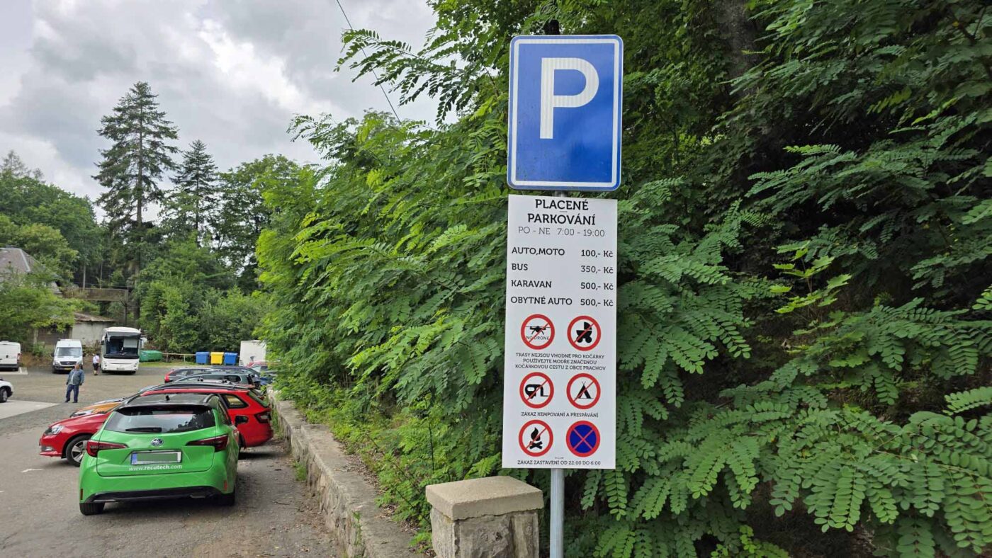 Parkovné na zdejším parkovišti. Foto: ČRzprávy