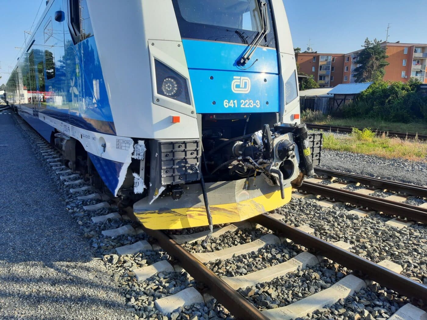 Nehoda na přejezdu Šternberku. Foto: PČR