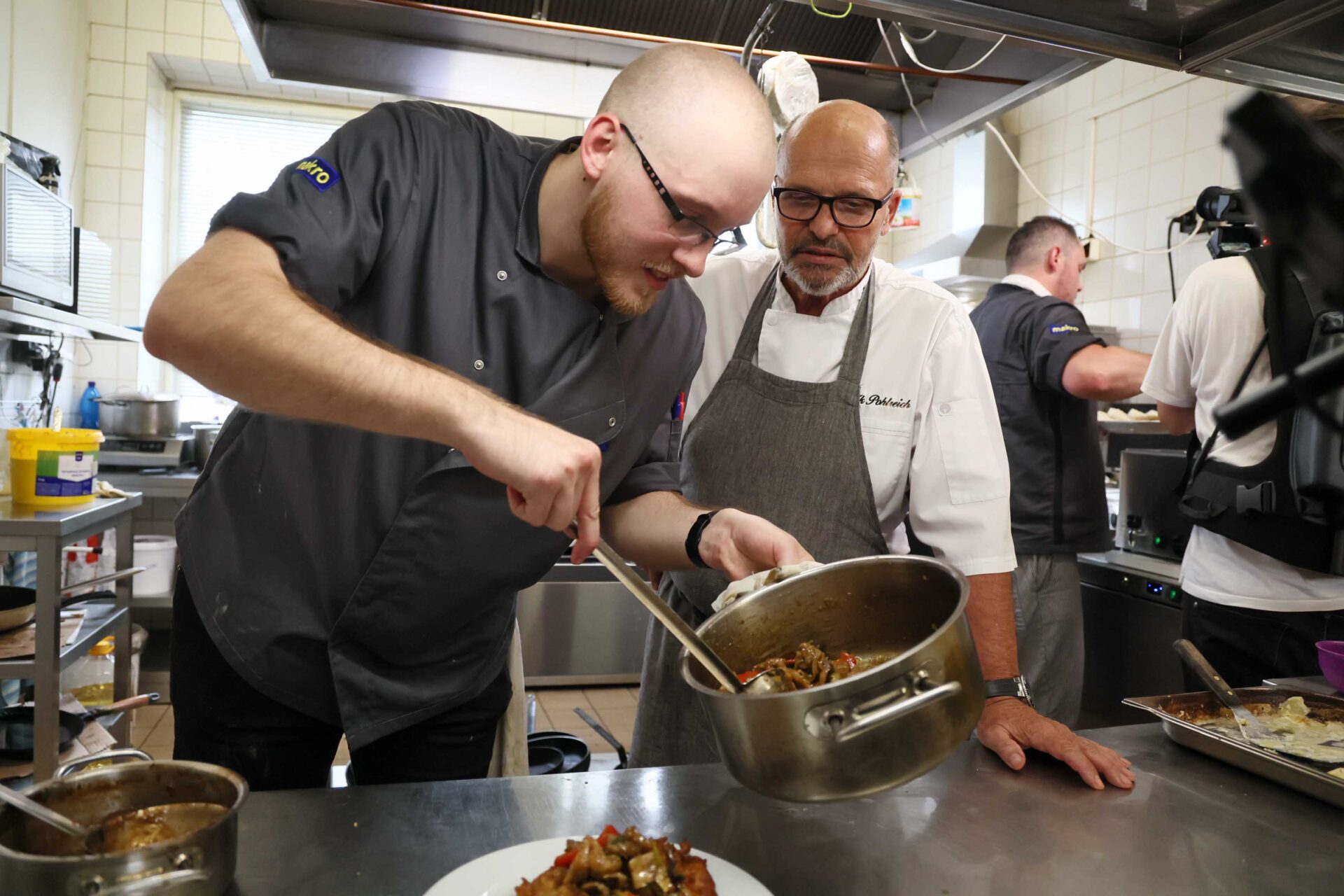 Zdeněk Pohlreich v restauraci Na Čertovce. Foto: TV Prima