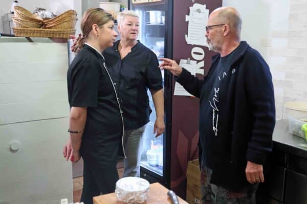Ano, šéfe! ve Starosuchdolské restauraci. Foto: TV Prima