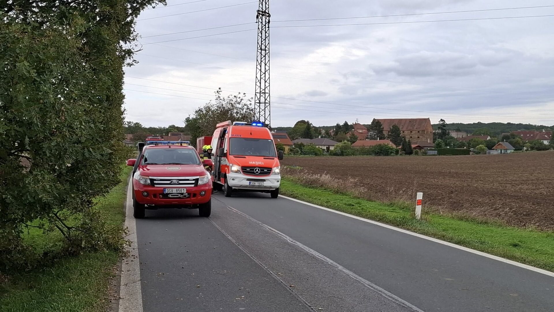 Nehoda cisterny u Zlosyně. Foto: KSÚS
