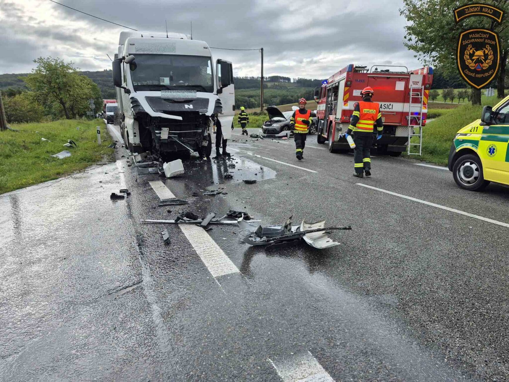 Tragická nehoda u Bystřice pod Lopeníkem. Foto: HZS ZLK